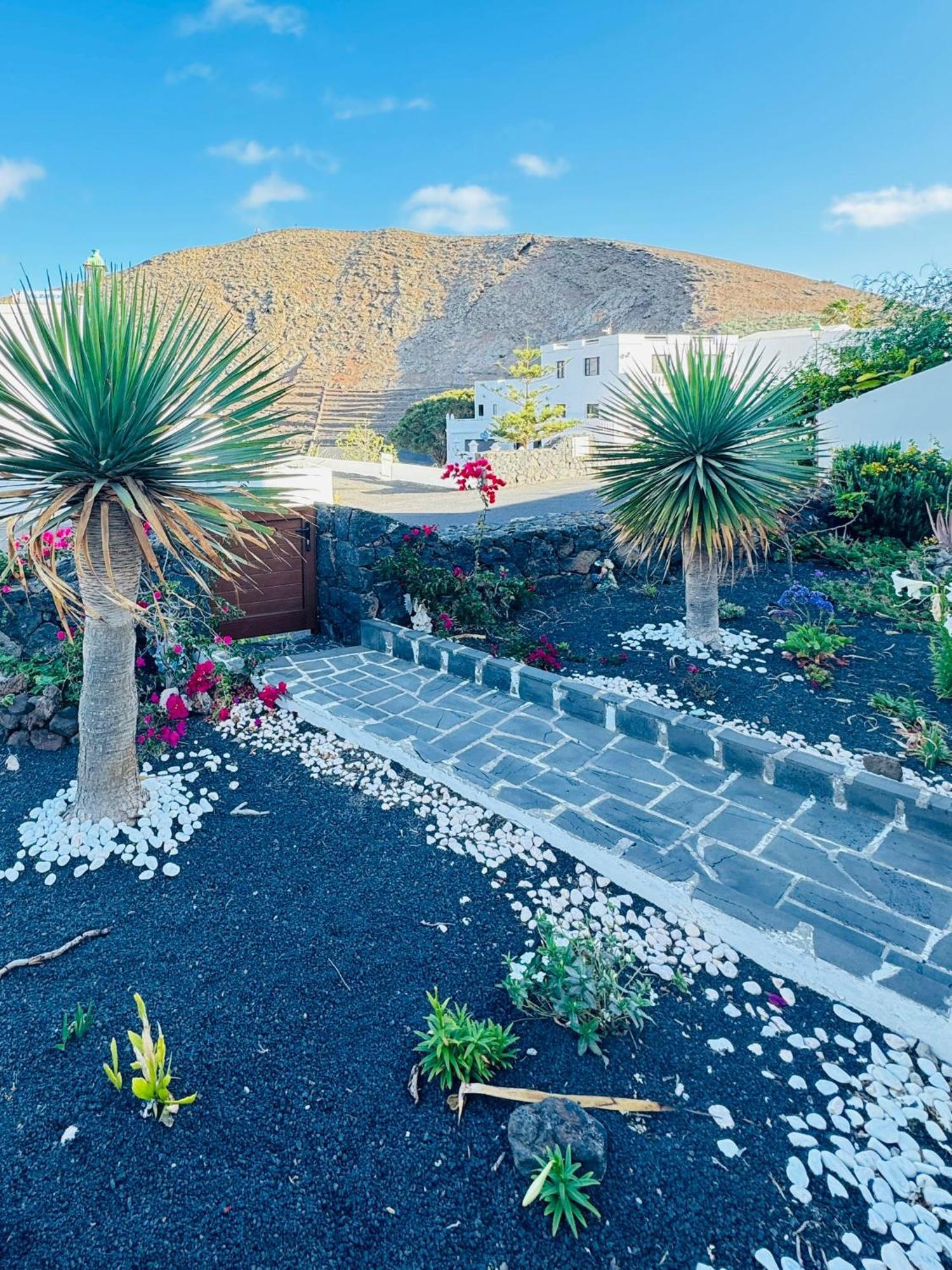 Casa Rural Yeyo En El Crater Del Volcan Tinguaton Dış mekan fotoğraf